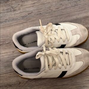 Skechers Cream and Black Casual Sneakers